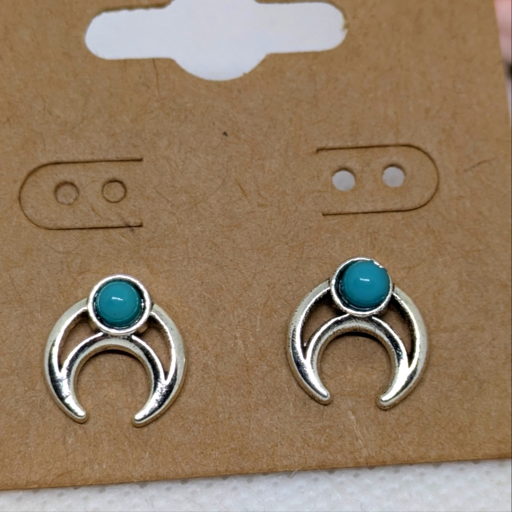 New Small Silver Tone Crescent Stud Earrings Faux Turquoise Boho Bohemian Casual
